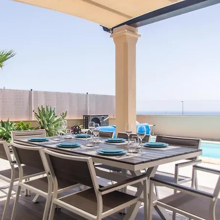 Senorio Del Castillo - Private Heated Pool Vila